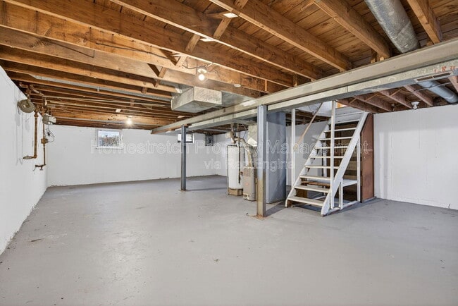 Building Photo - 129 Cameron Rd