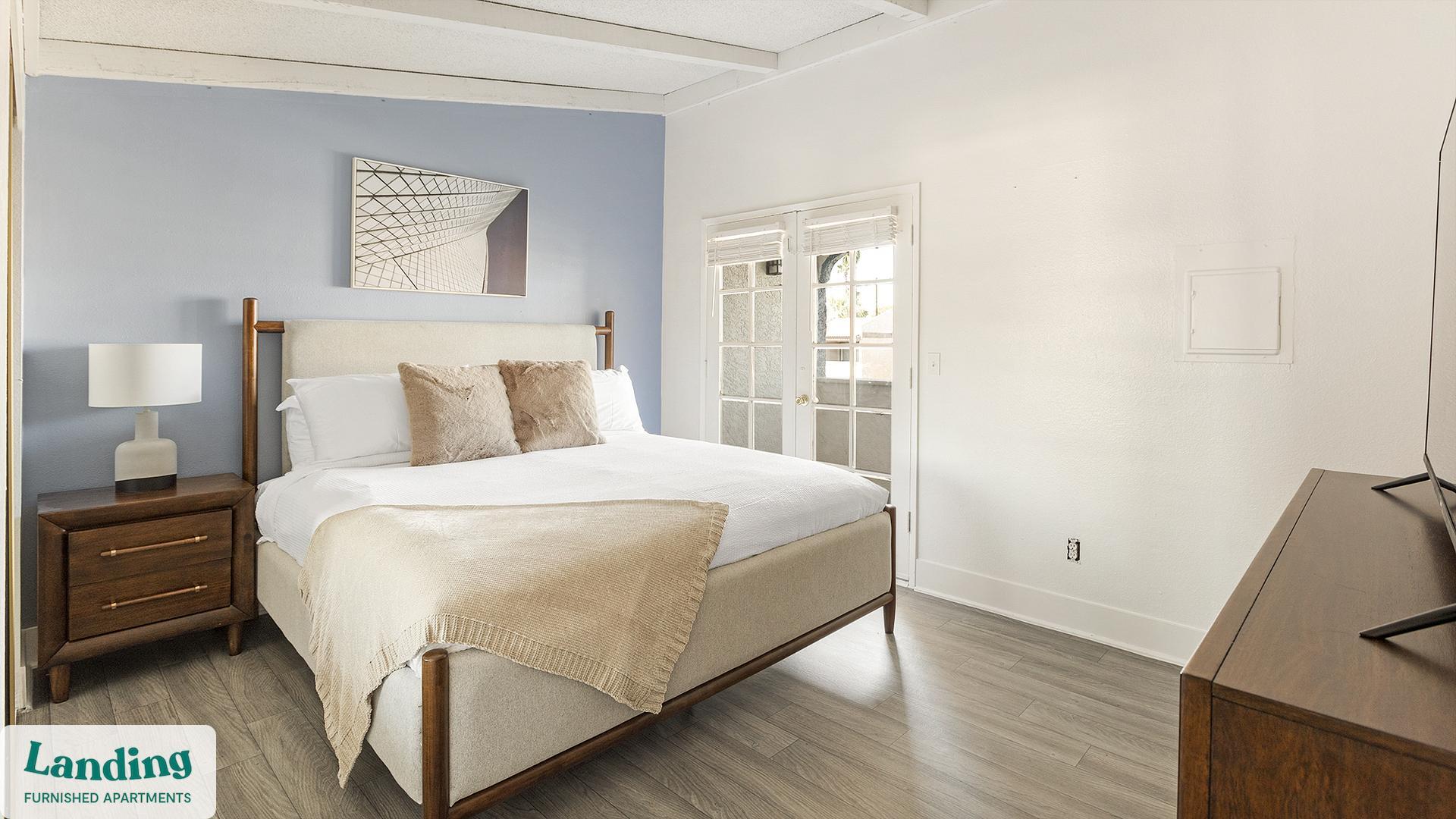 Building Photo - 5272 Tamarus St