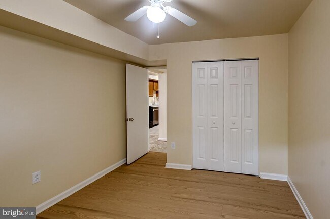 Building Photo - 2334 Sun Valley Cir