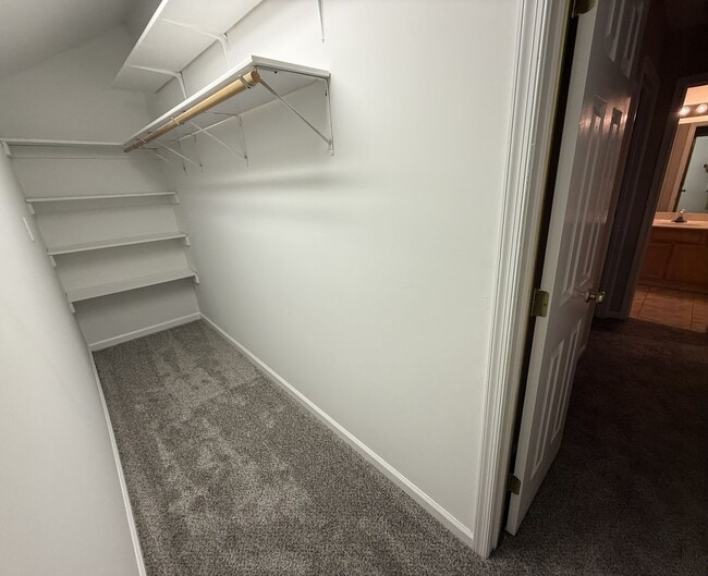 Building Photo - 1024 Laurens Way