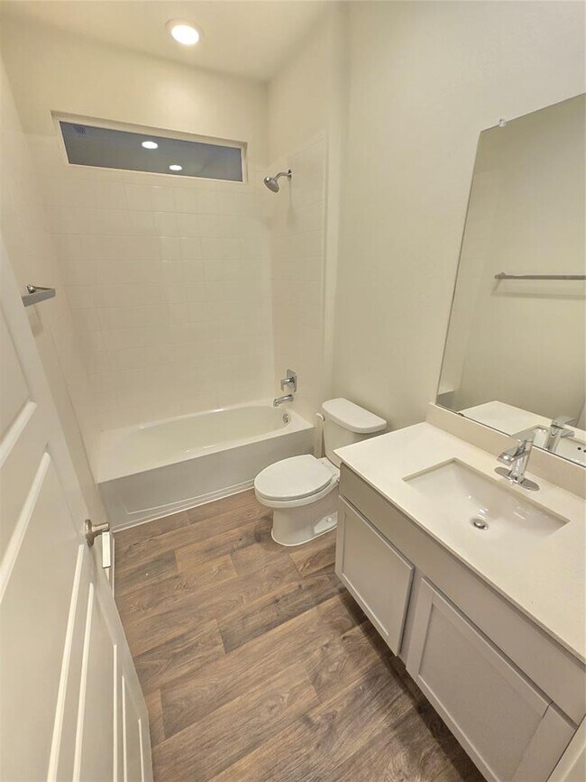 Building Photo - 13501 Baileyfield Dr