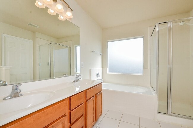 Building Photo - 4214 Barossa Valley Ln