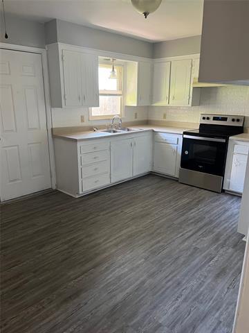 Building Photo - 3261 Sherry Ln