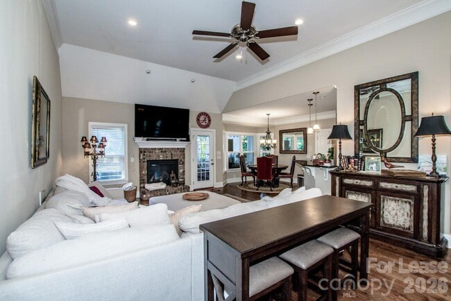 Building Photo - 111 River Birch Cir