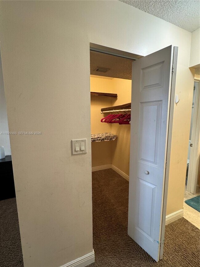 Building Photo - 10451 W Broward Blvd