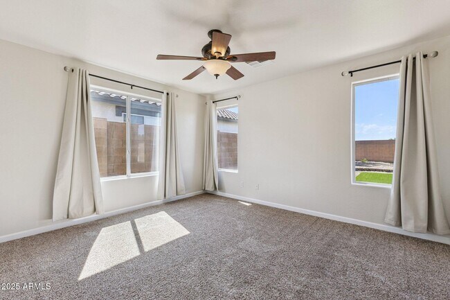Building Photo - 33602 N Roadrunner Ln