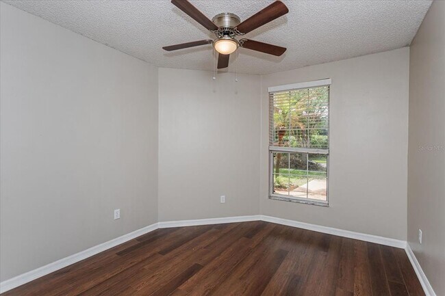 Building Photo - 101 Harwood Cir