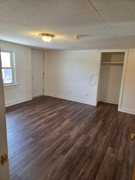 Building Photo - 2600 Carlisle Rd
