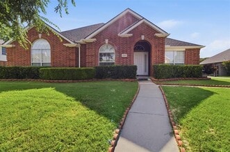 Building Photo - 2707 Rocky Creek Dr