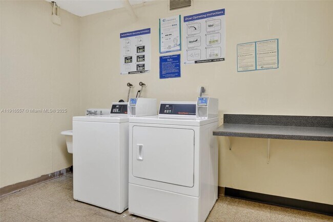 Building Photo - 2750 NE 183rd St