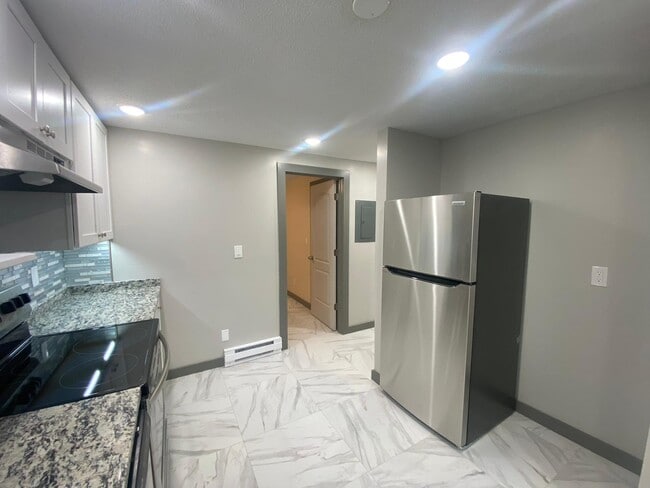 Building Photo - Woods Edge