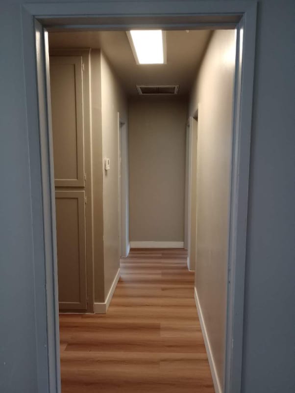 Building Photo - 2013 W Porter Ave