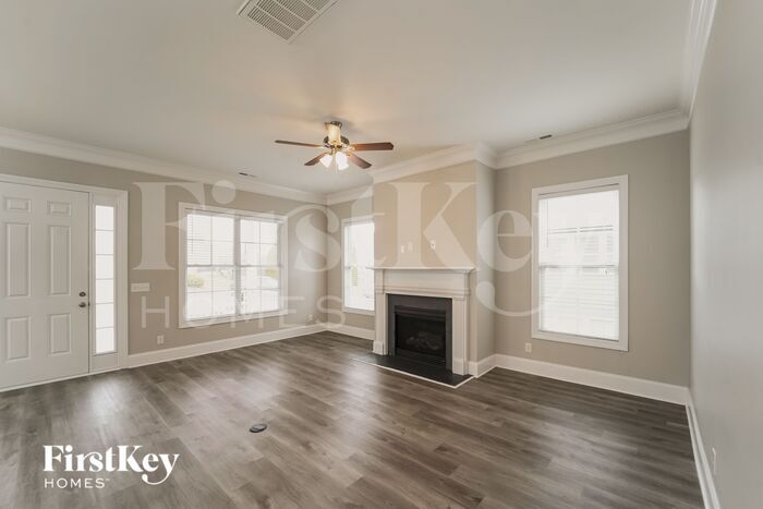 Building Photo - 12530 Druids Glen Dr