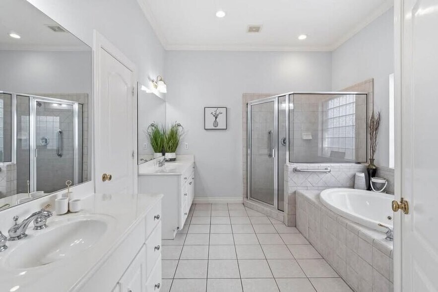 Building Photo - 1414 Caravelle Ct