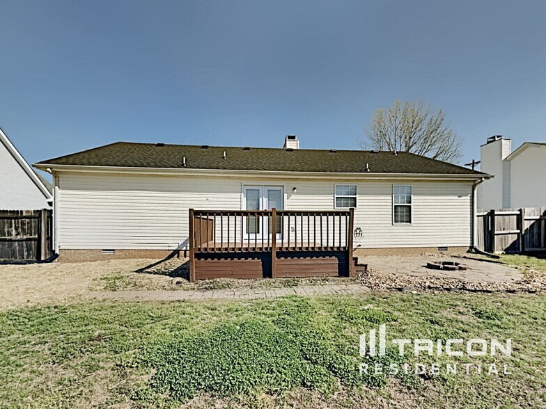 Building Photo - 1961 Whirlaway Cir