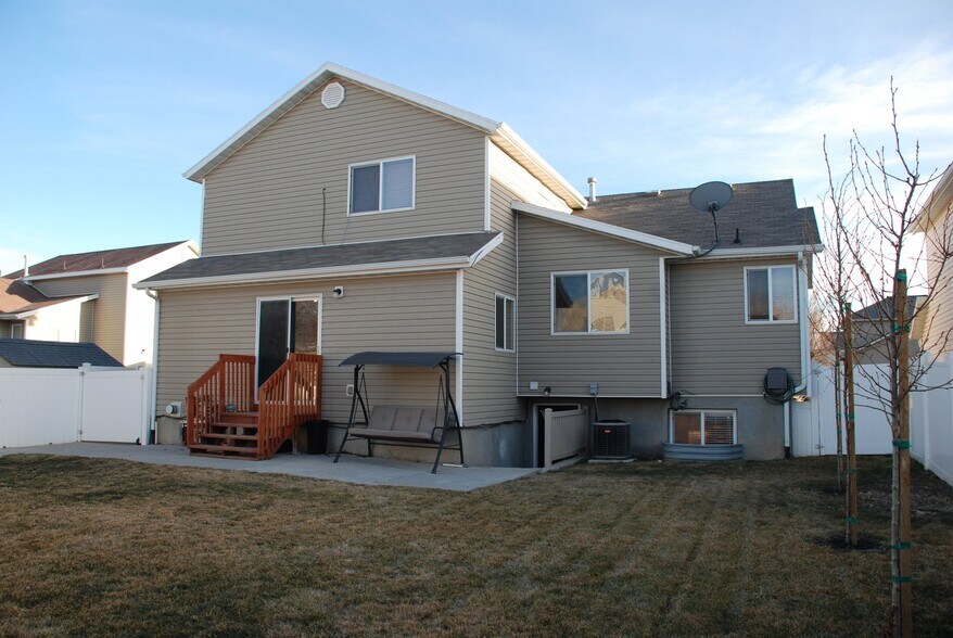 Building Photo - 350 Bricker Dr