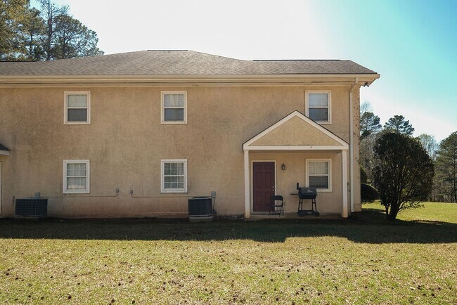 Building Photo - 1535 Cedar Shoals Dr