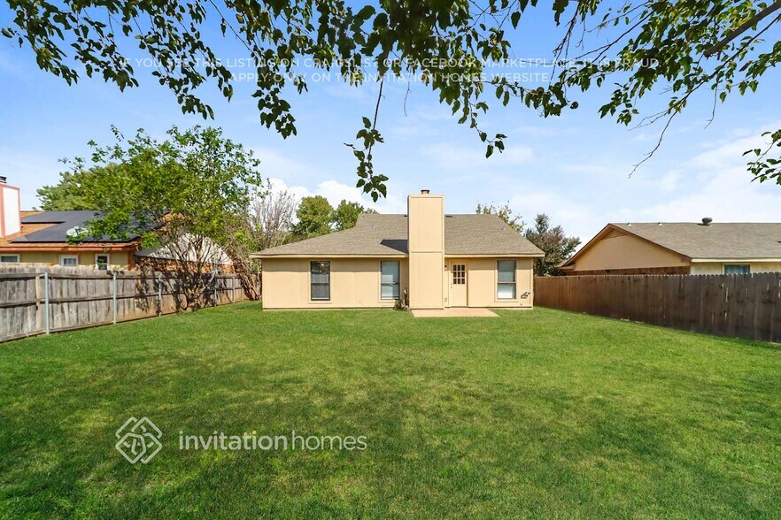 Building Photo - 308 Iberis Dr