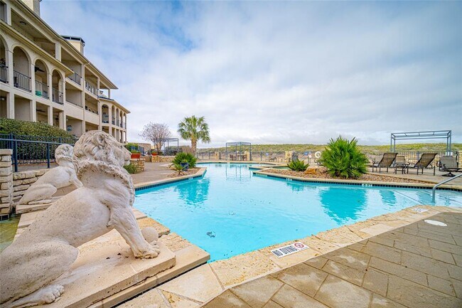 Building Photo - 3404 American Dr