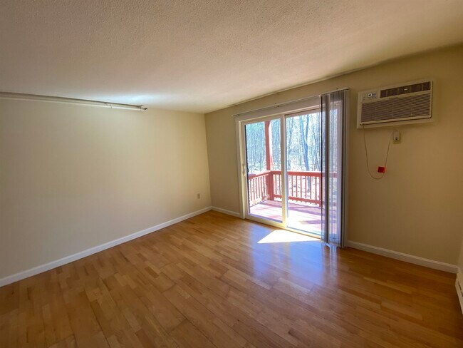 Building Photo - 29 Capron Rd