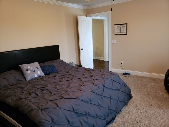 Building Photo - 972 Wheat Ridge Dr