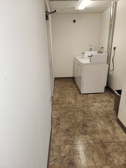 Laundry - 1374 Bucksport Rd