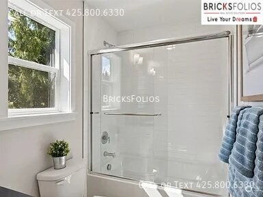 Building Photo - 3836 McCormick Vlg Dr