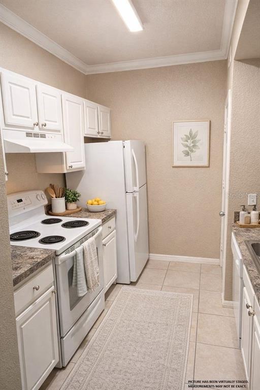 Building Photo - 911 N Orange Ave