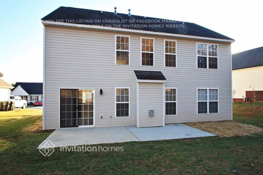 Building Photo - 416 Riverwalk Dr NW