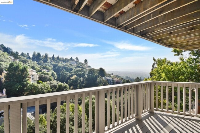 Building Photo - 616 Gravatt Dr