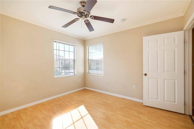 Building Photo - 1030 Villagio Cir