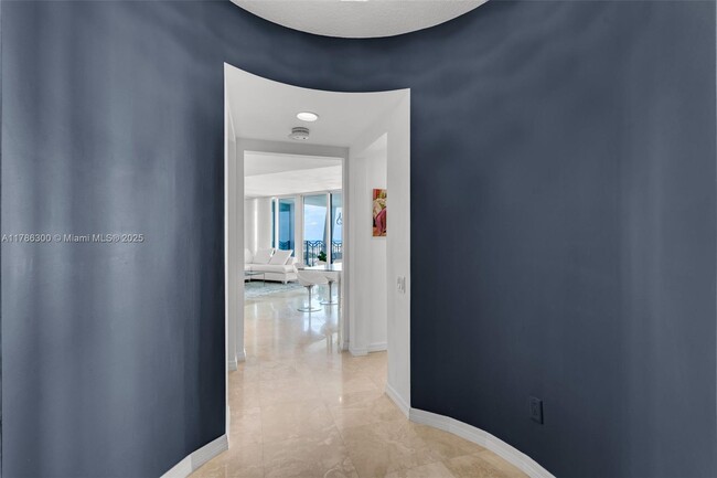 Building Photo - 1500 Ocean Dr