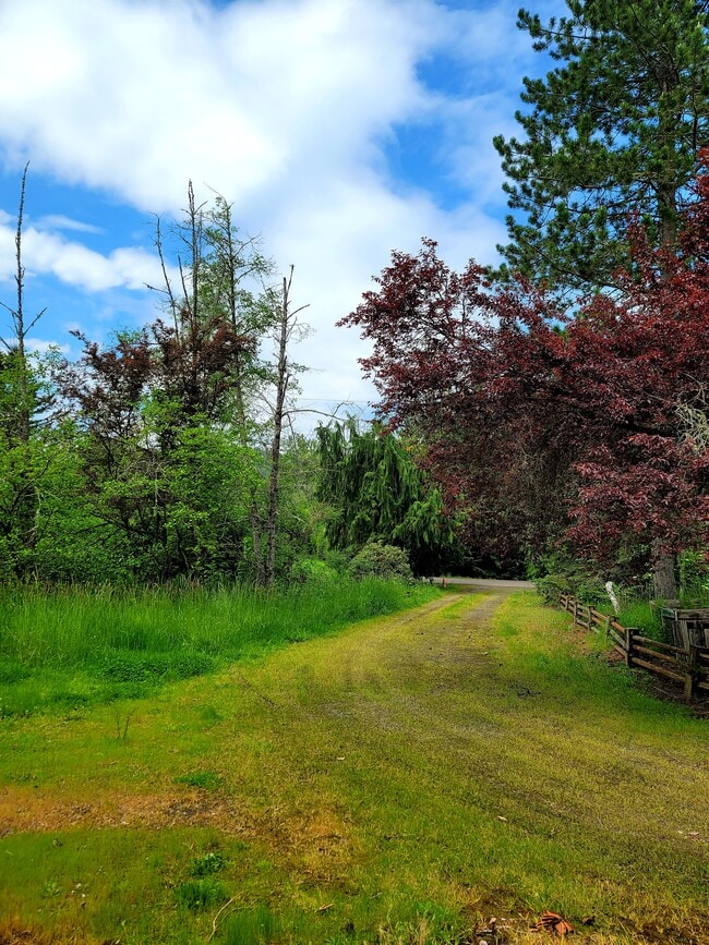 Building Photo - 11071 SE 242nd Ave