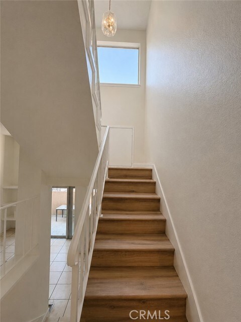 Building Photo - 2032 S Bon View Ave