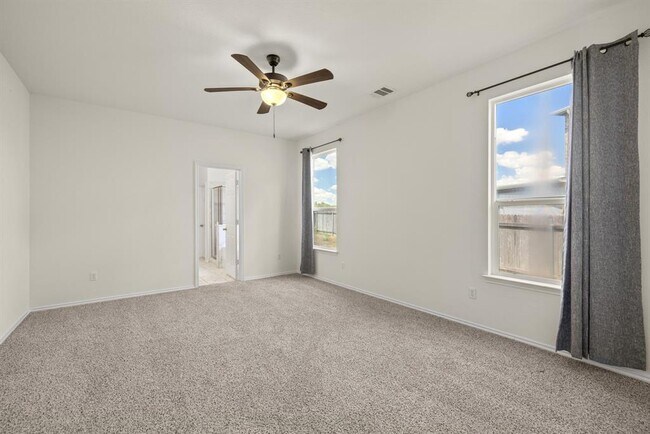 Building Photo - 14100 Purple Azalea Dr