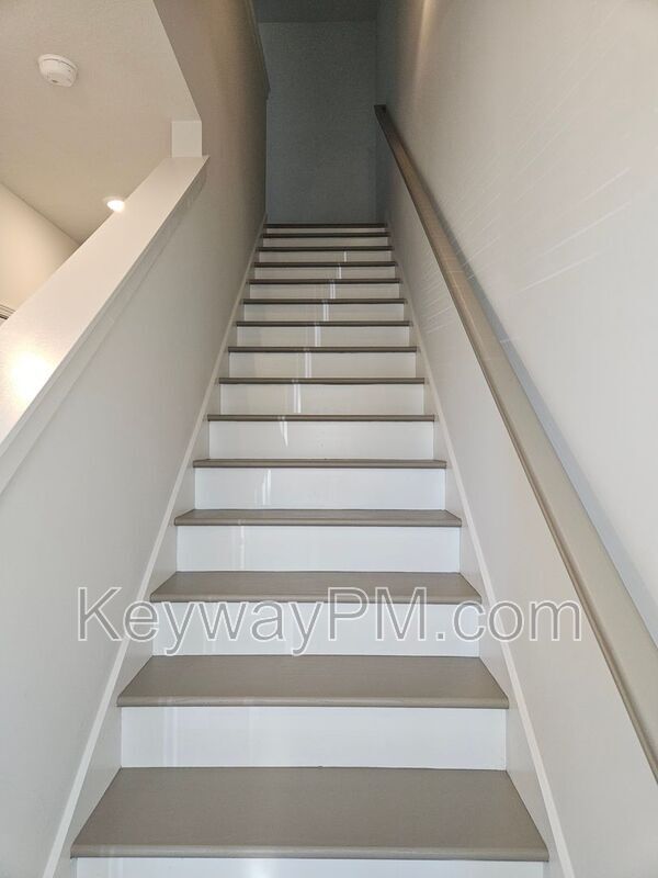 Building Photo - 1301 Newbern Dr