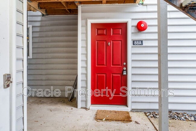 Building Photo - 14023 Vista Dr