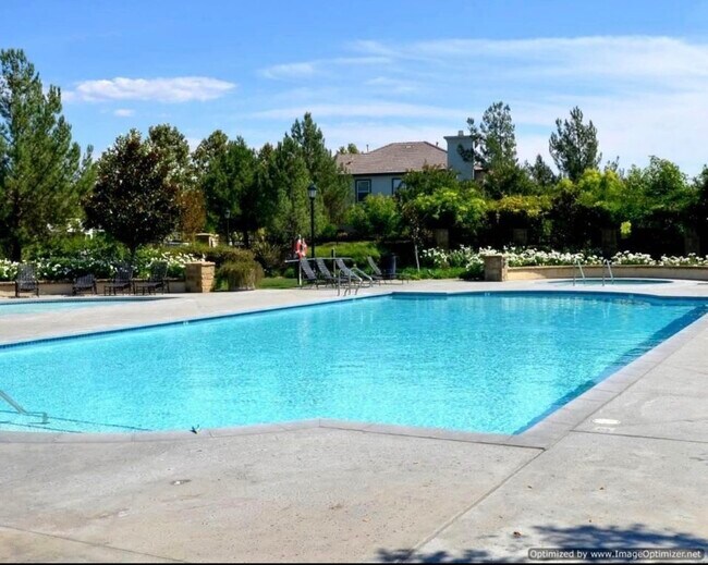 Building Photo - 27955 Alta Vista Ave