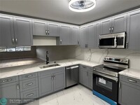 Building Photo - 8020 Hampton Blvd
