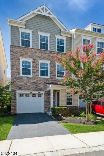 Building Photo - 1601 Hights Farm Rd S