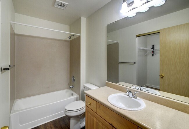 Building Photo - Welcome to Your NEW Home!!!