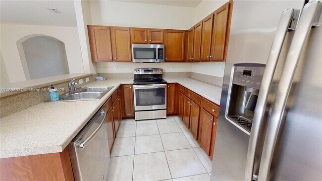 Building Photo - 9391 SW 171st Ave