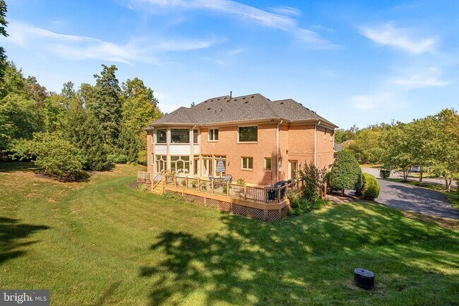 Building Photo - 20589 Myers Pl