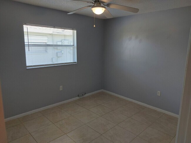 Building Photo - 1815 Marbeth St