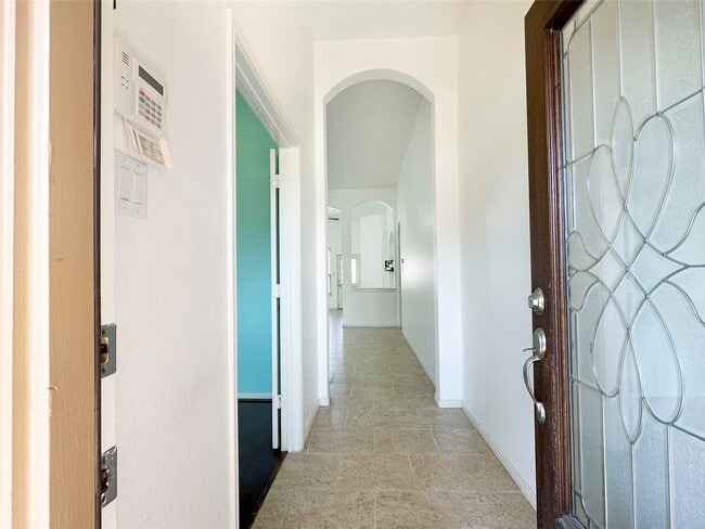 Building Photo - 18514 Magnolia Dell Dr