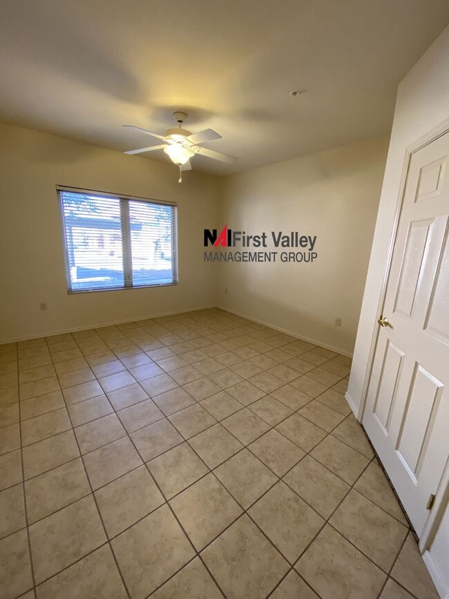 Building Photo - 1 Bedroom, 1 Bath