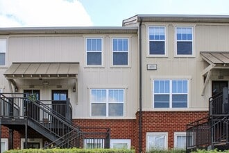 Building Photo - 1855 Candlewood Ct