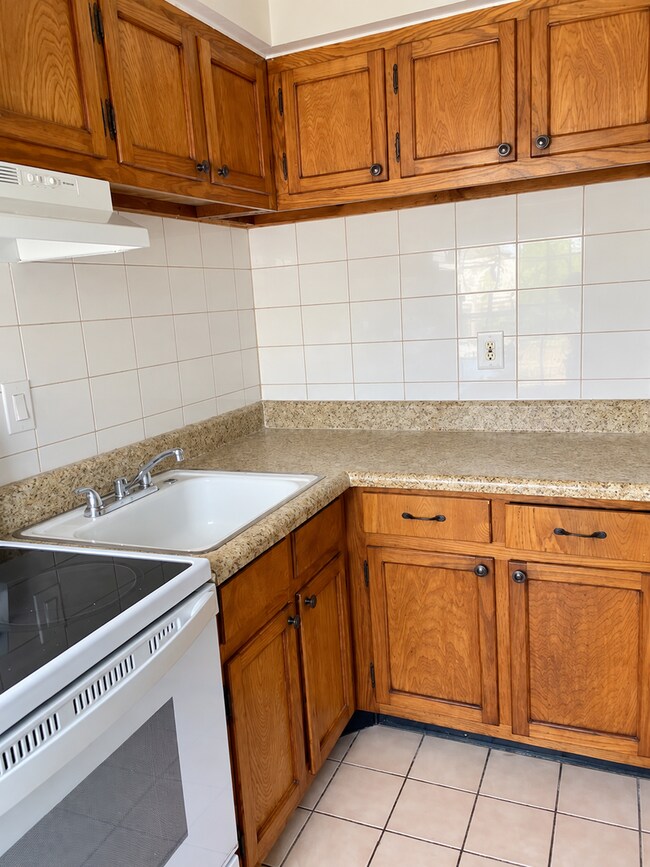 Building Photo - 606 Georgetown Dr