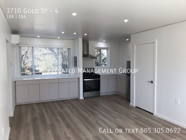 Building Photo - 3710 Gold St