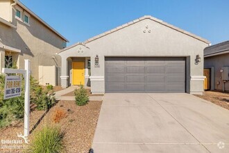 Building Photo - Beautiful New Build 3Bdm 2Ba Home in Apach...